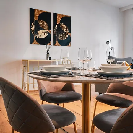 Urbanchic Atmosphere 2d * Liege